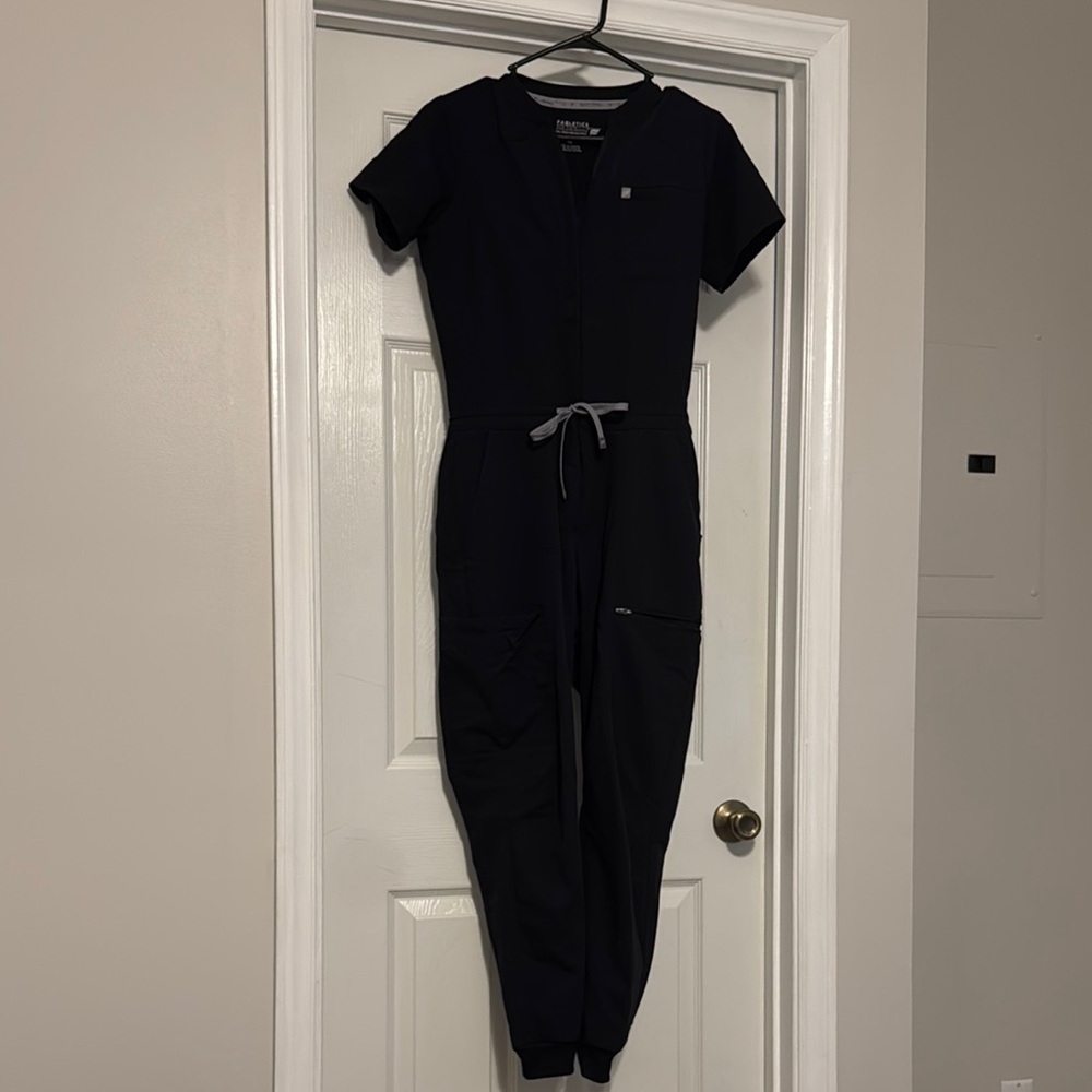 Fabletics Women's Black Scrub Jumpsuit